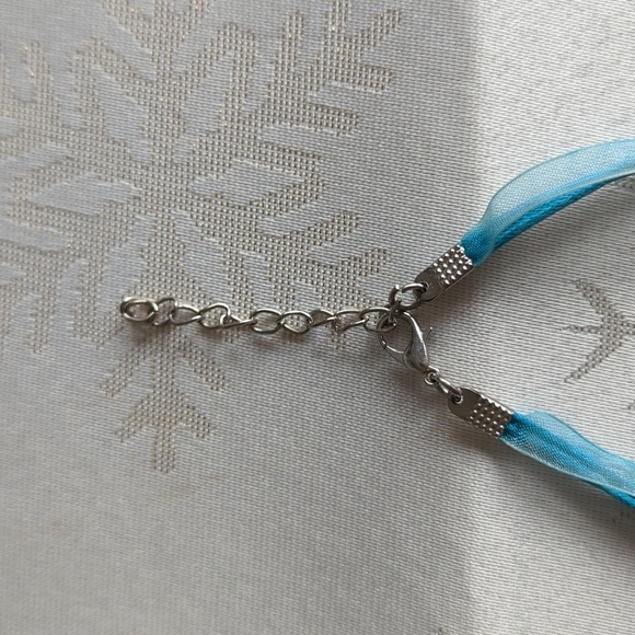 Glass Teardrop Necklace - Picture 4 of 6